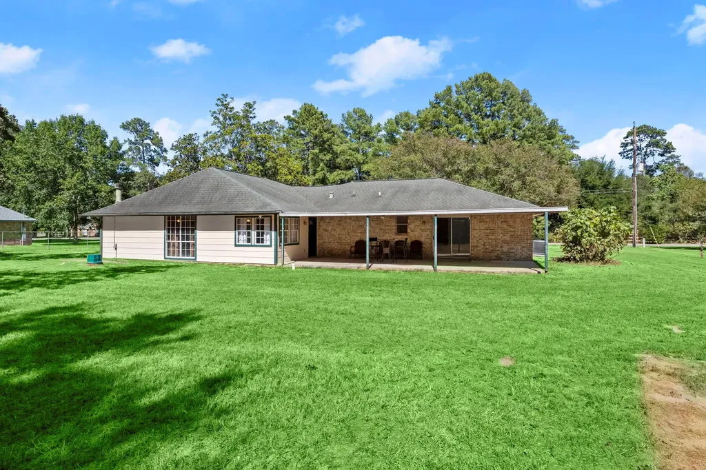31707 Oak Crossing Magnolia TX 77355