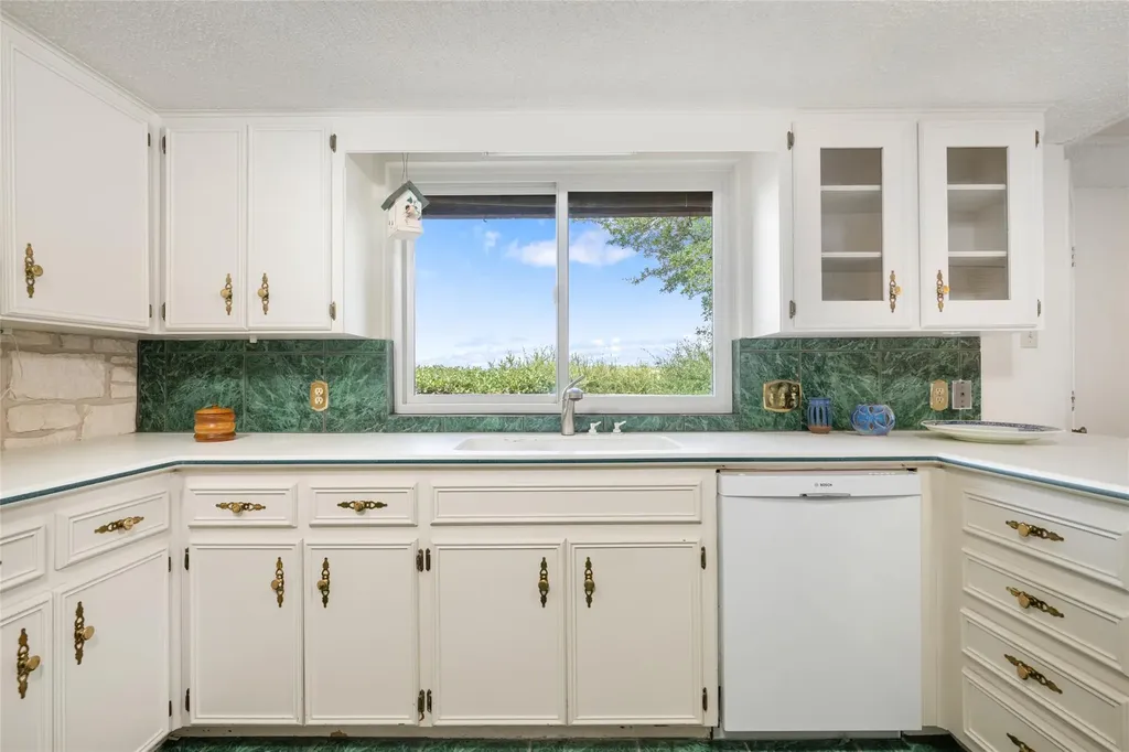 5319 Musket Ridge Austin TX 78759