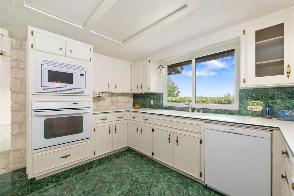 5319 Musket Ridge Austin TX 78759
