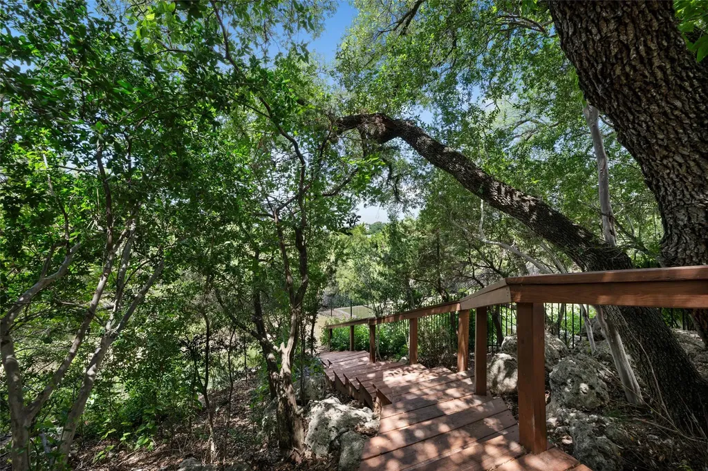 5319 Musket Ridge Austin TX 78759
