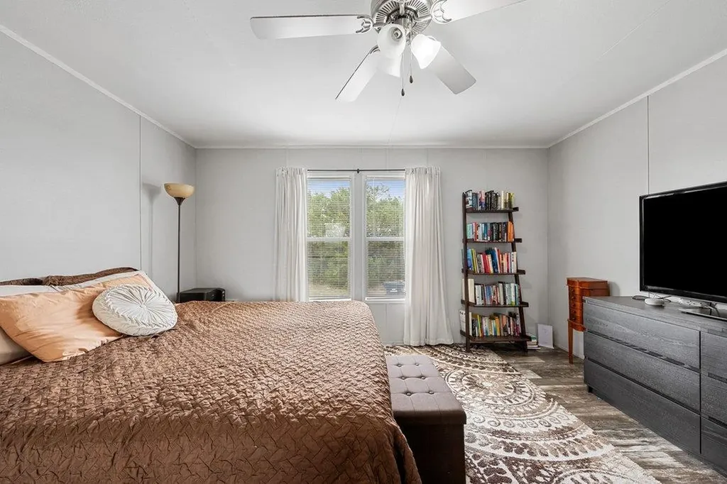 858 County Road 154 Georgetown TX 78626