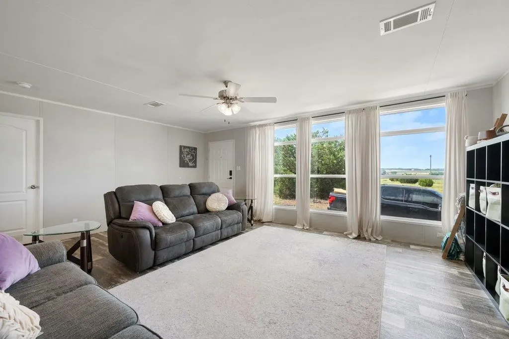 858 County Road 154 Georgetown TX 78626