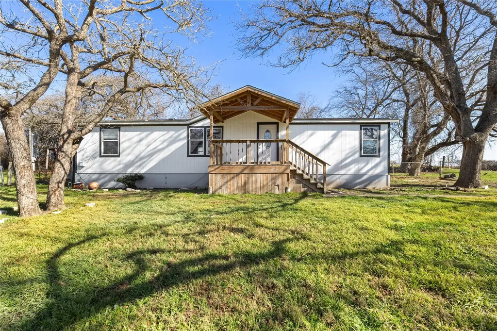 1029 Old Mcdade Road Elgin TX 78621