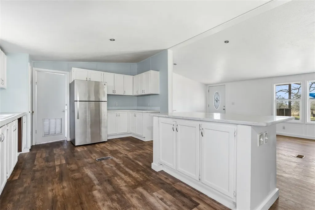 1029 Old Mcdade Road Elgin TX 78621