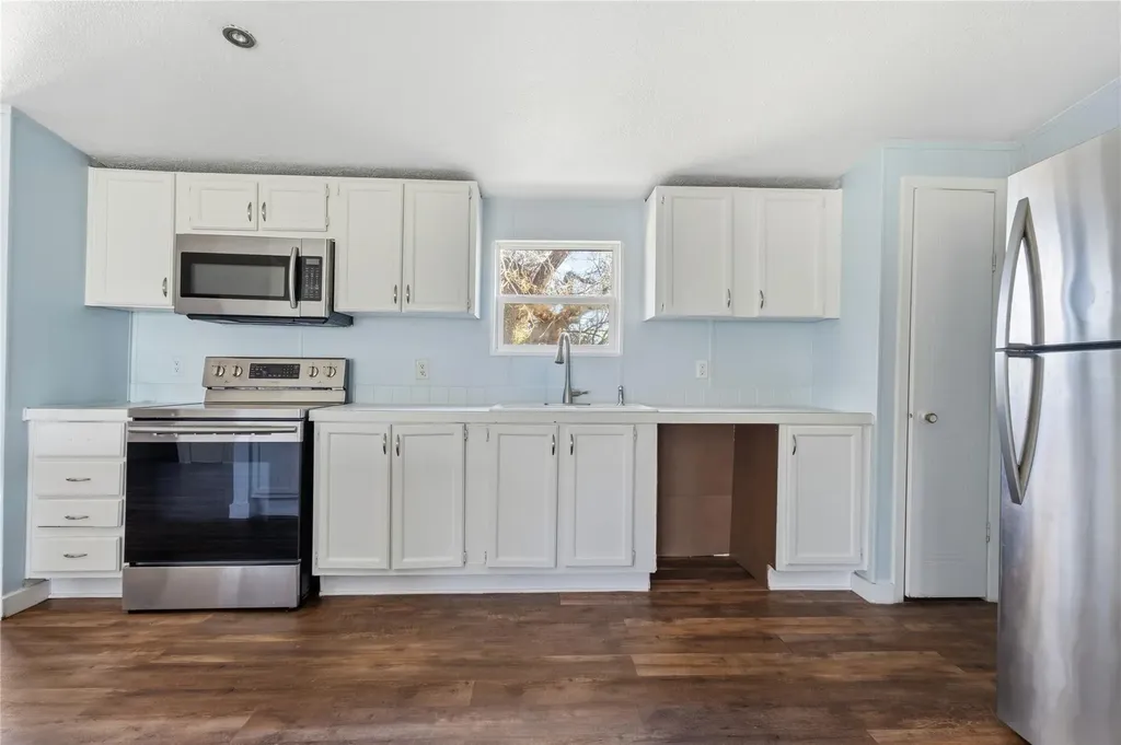 1029 Old Mcdade Road Elgin TX 78621