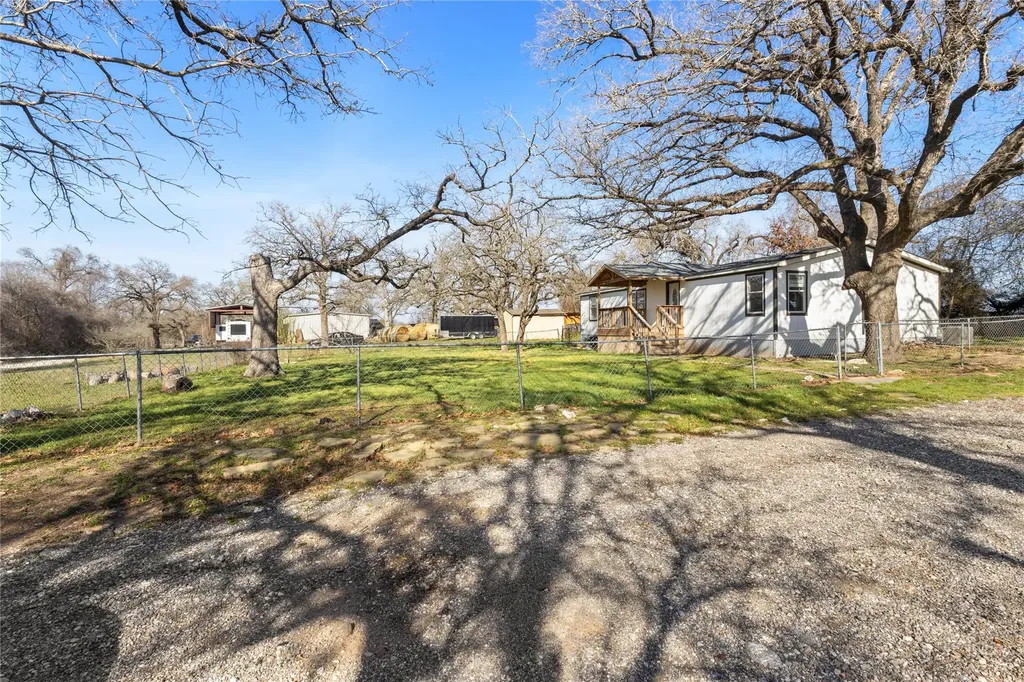 1029 Old Mcdade Road Elgin TX 78621