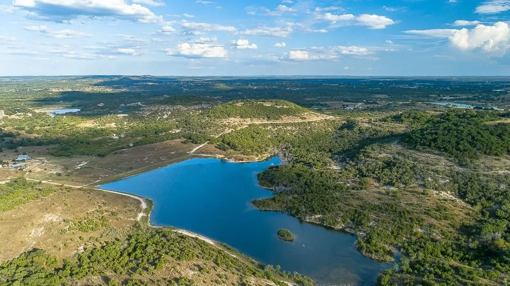 717 Bluff Ridge Trail Blanco TX 78606