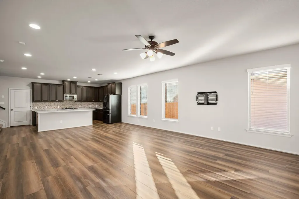 932 Azul Lagoon Drive Leander TX 78641