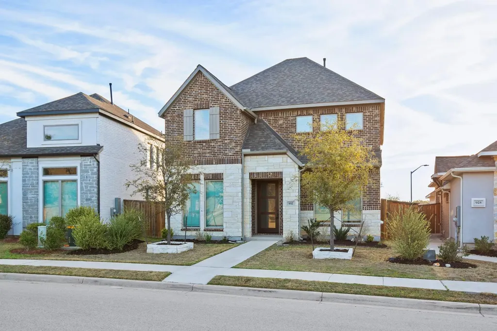 932 Azul Lagoon Drive Leander TX 78641