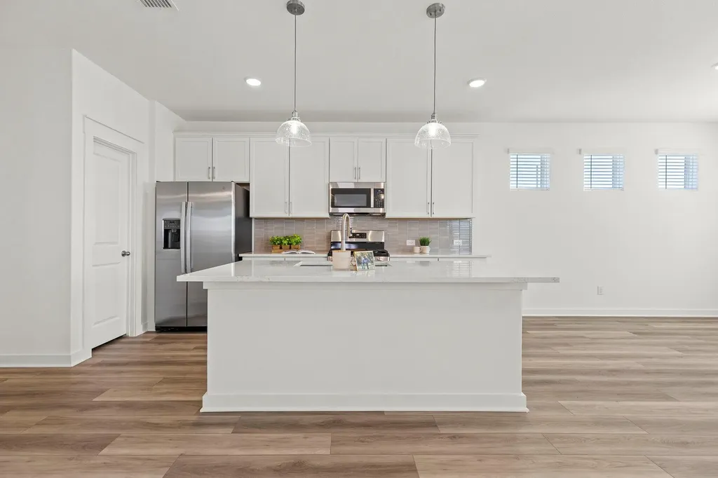 108 Hartson Drive Taylor TX 76574