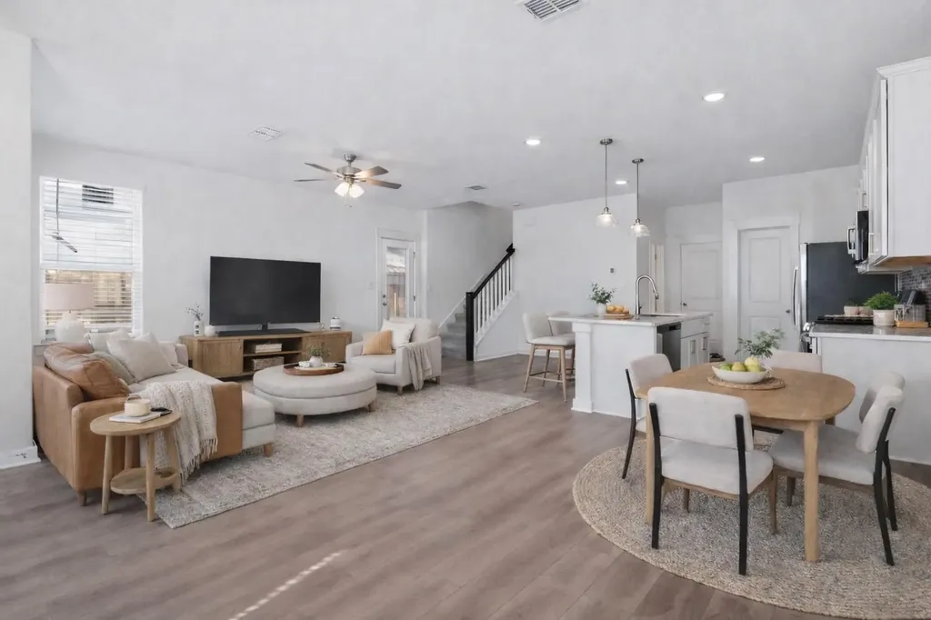 108 Hartson Drive Taylor TX 76574