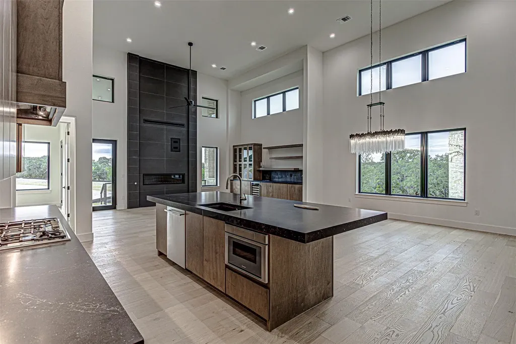 101 Manciano Drive Horseshoe Bay TX 78657