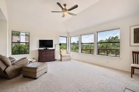 5511 Courtyard Drive Austin TX 78731