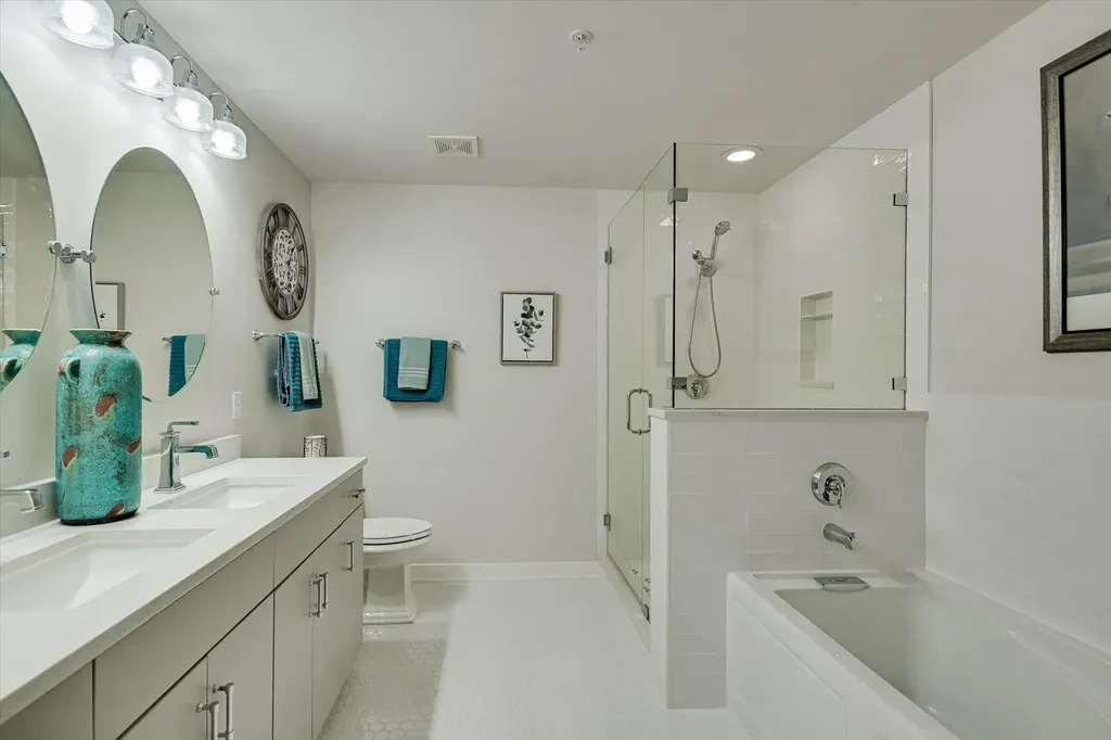 360 Nueces Street Austin TX 78701