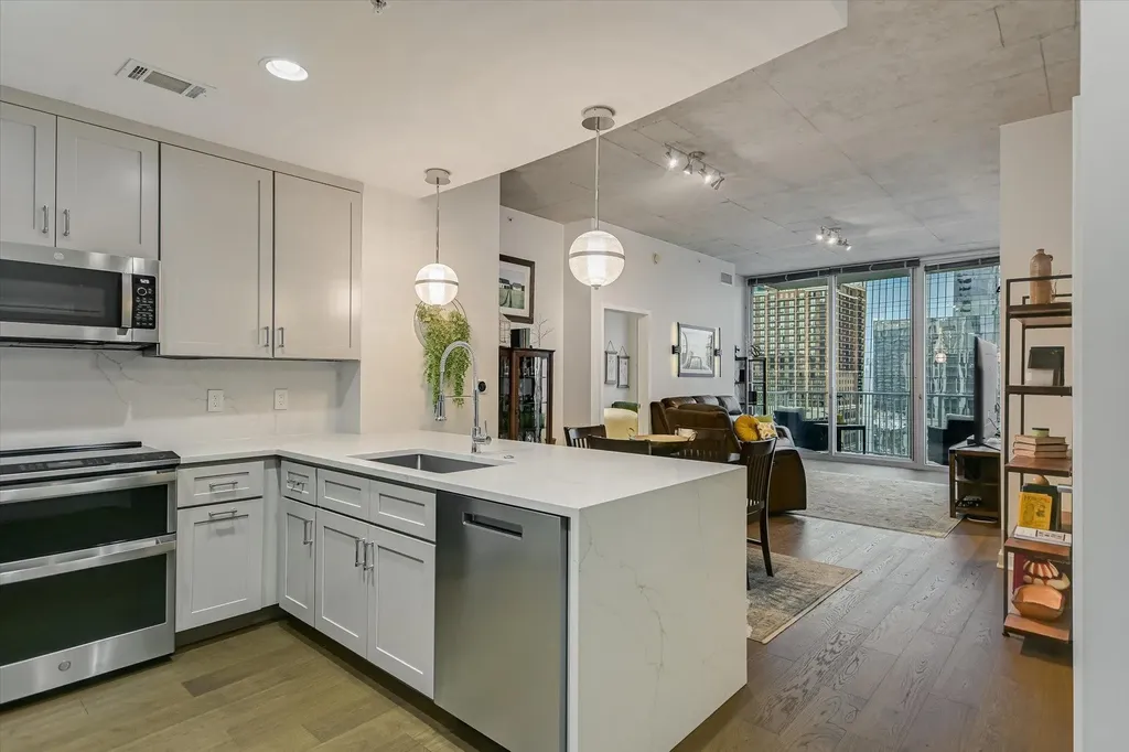 360 Nueces Street Austin TX 78701