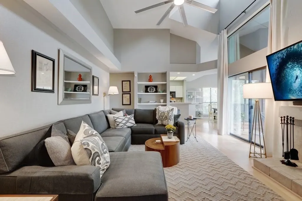 4711 Spicewood Springs Road Austin TX 78759