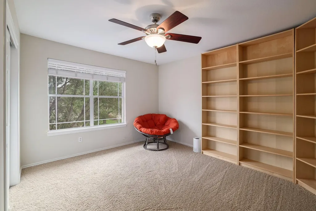 9212 Pioneer Forest Drive Austin TX 78744