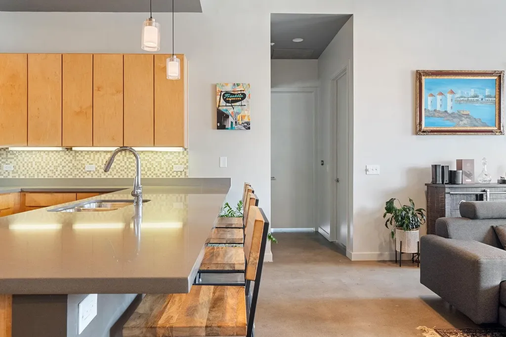 507 Sabine Street Austin TX 78701
