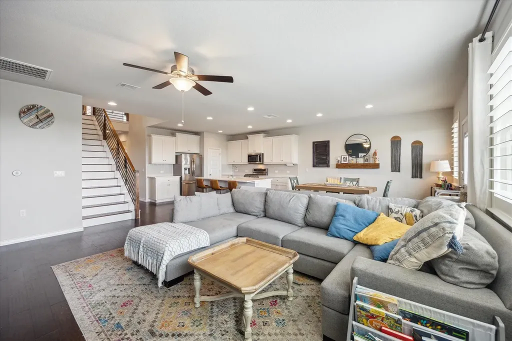 2005 Jacey Way Austin TX 78725