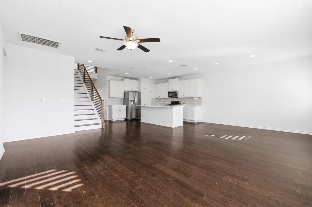 2005 Jacey Way Austin TX 78725