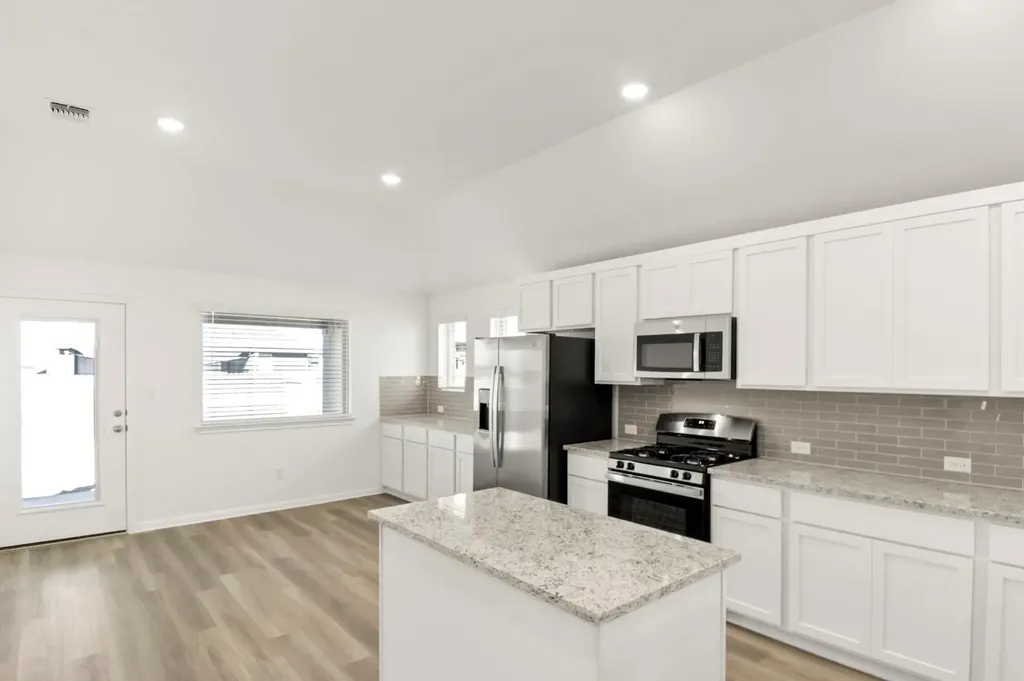 314 Bay Breeze Drive Kyle TX 78640