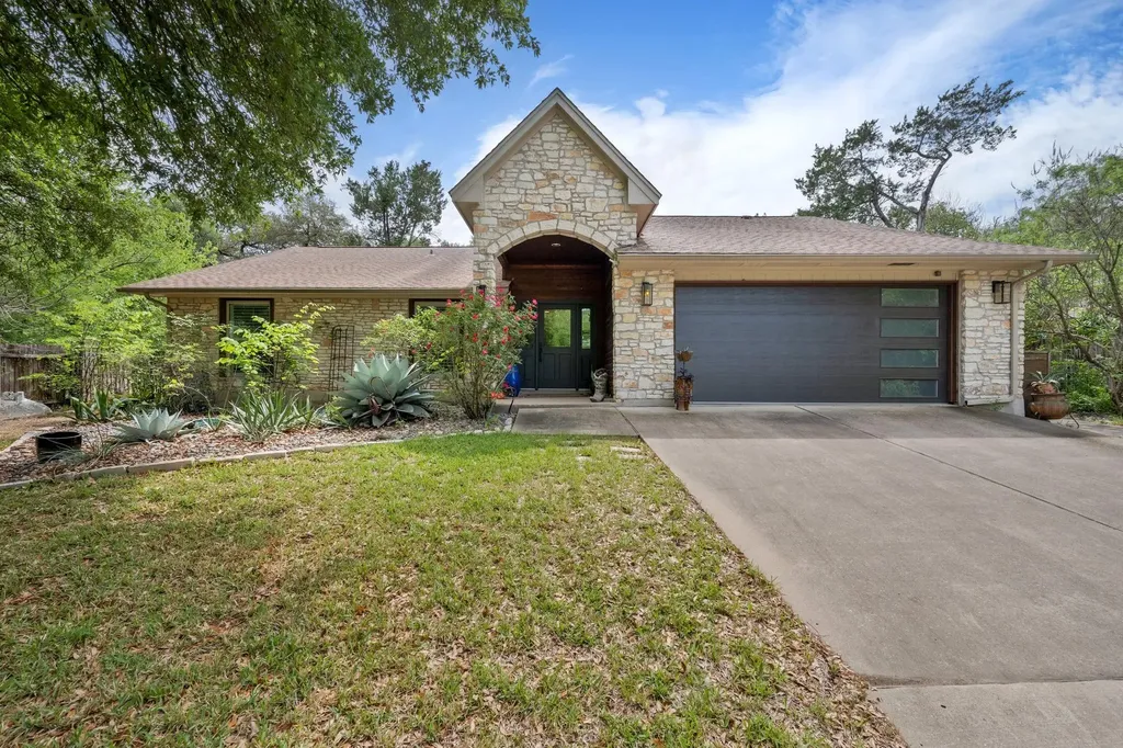 3415 Rain Forest Drive Austin TX 78746