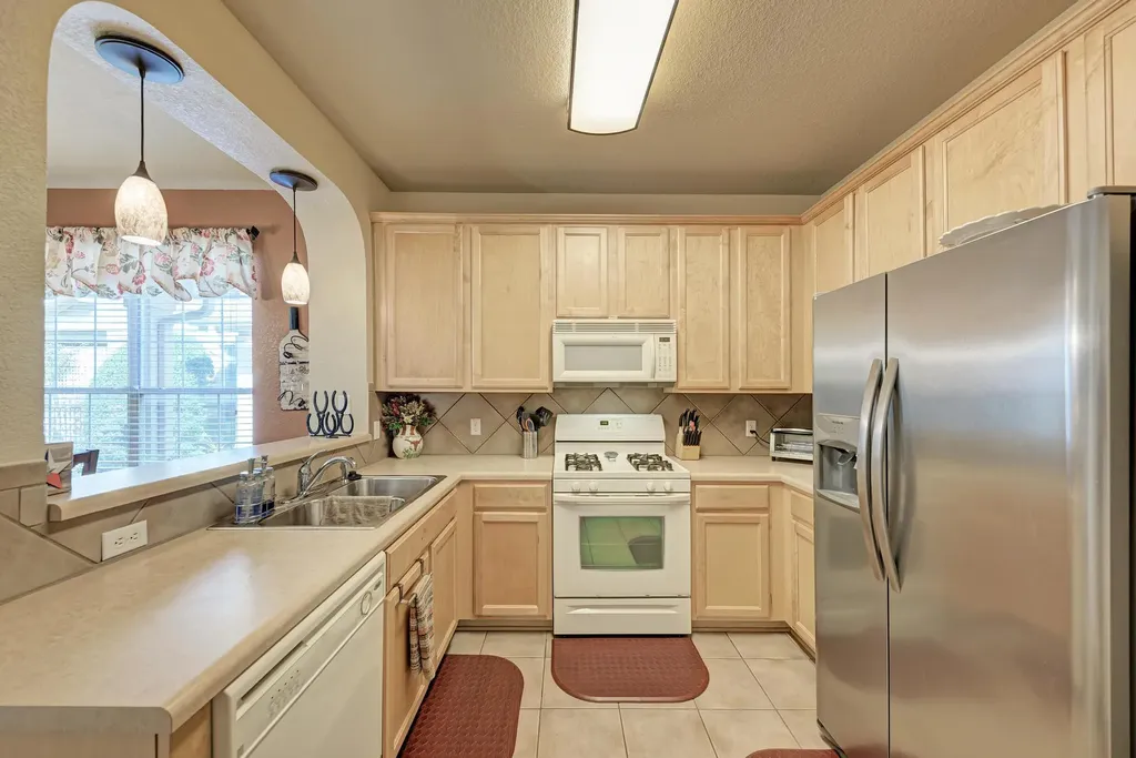 16100 S Great Oaks Drive Round Rock TX 78681