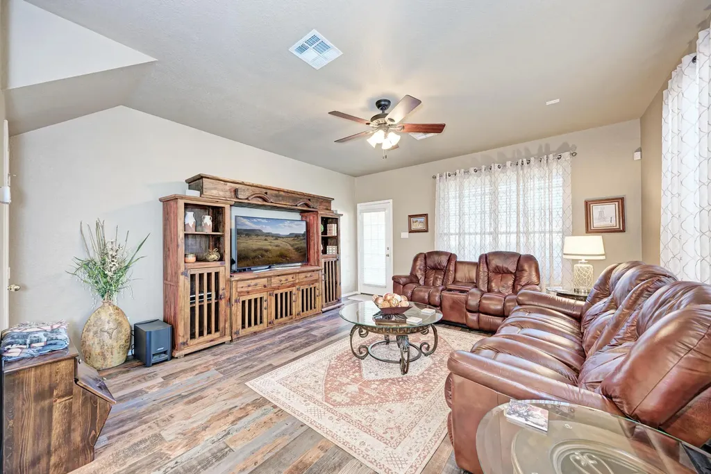 16100 S Great Oaks Drive Round Rock TX 78681