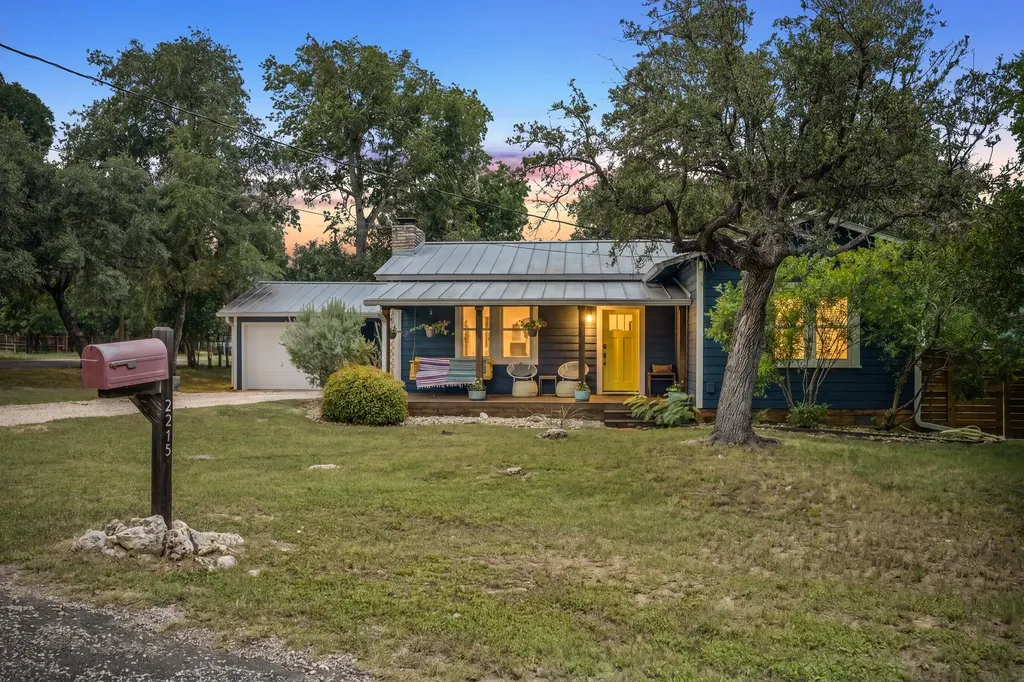 2205 S Balboa Road Austin TX 78733