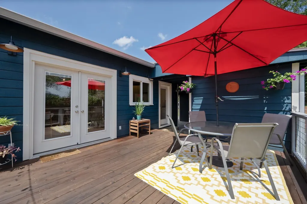 2205 S Balboa Road Austin TX 78733