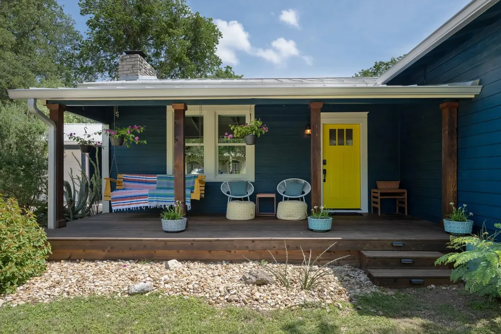 2205 S Balboa Road Austin TX 78733