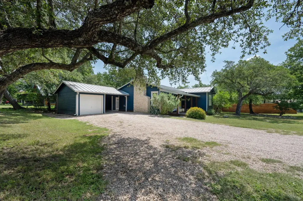 2205 S Balboa Road Austin TX 78733