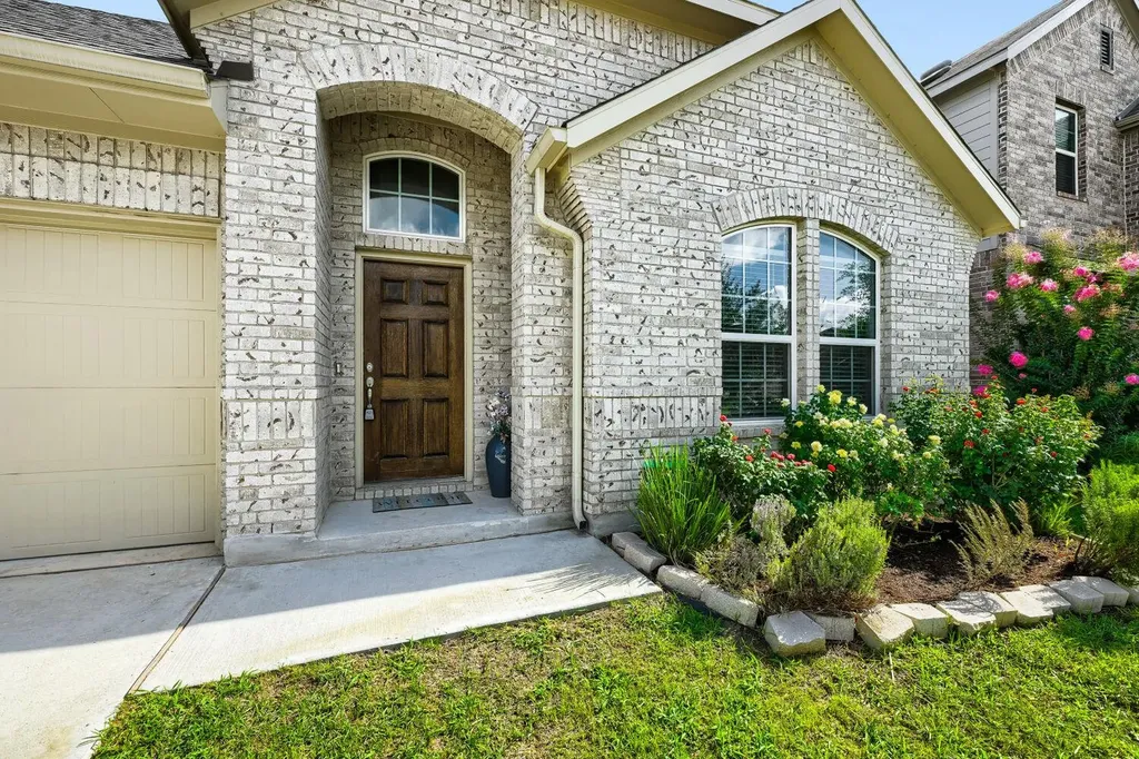 137 Switch Bud Drive Buda TX 78610