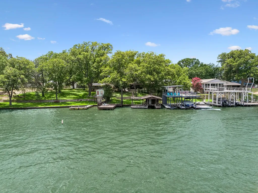 2632 Williams Lakeshore Drive Kingsland TX 78639