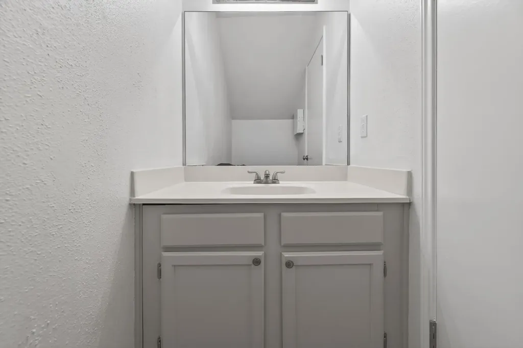 2450 Wickersham Lane Austin TX 78741