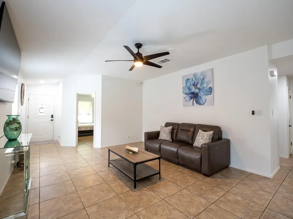 3900 Sojourner Street Austin TX 78725