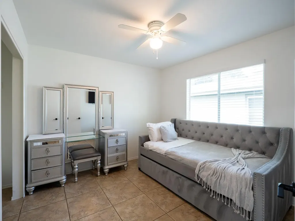 3900 Sojourner Street Austin TX 78725