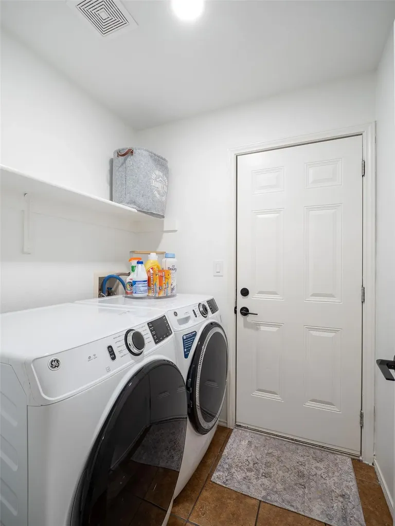 3900 Sojourner Street Austin TX 78725