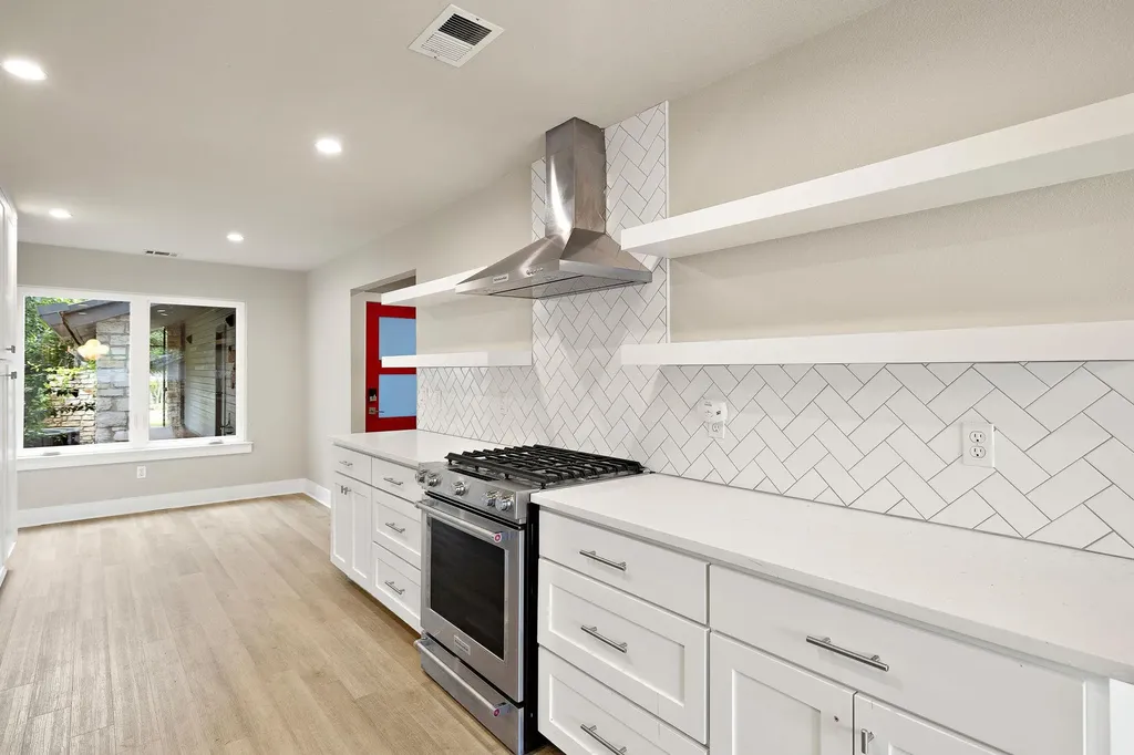 8910 Mount Bartlett Drive Austin TX 78759
