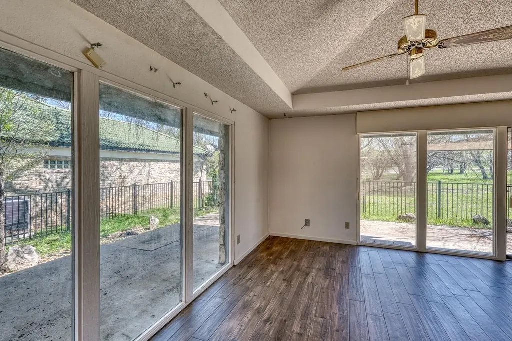 1504 Horseshoe Bay Proper Horseshoe Bay TX 78657