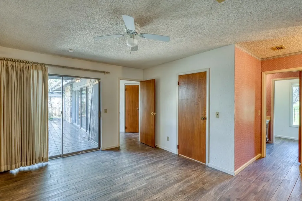 1504 Horseshoe Bay Proper Horseshoe Bay TX 78657