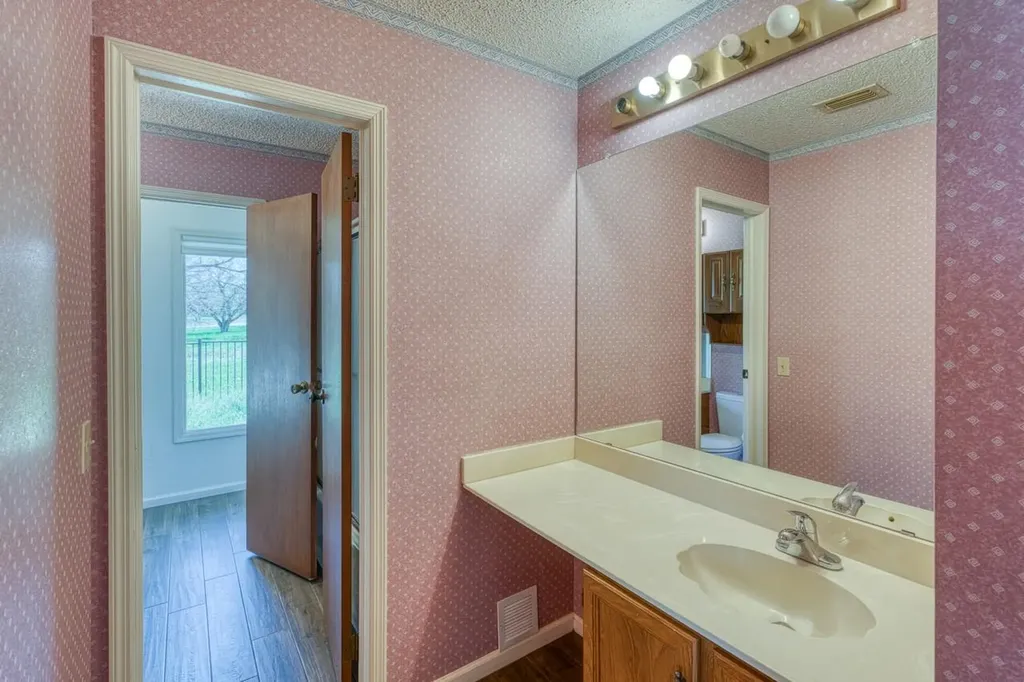 1504 Horseshoe Bay Proper Horseshoe Bay TX 78657
