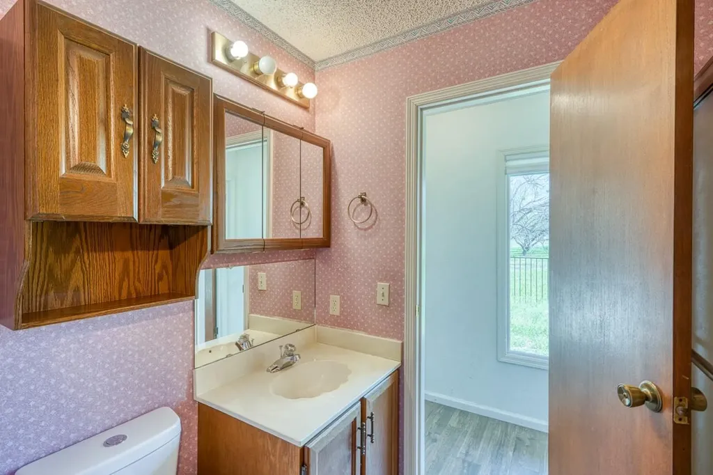 1504 Horseshoe Bay Proper Horseshoe Bay TX 78657