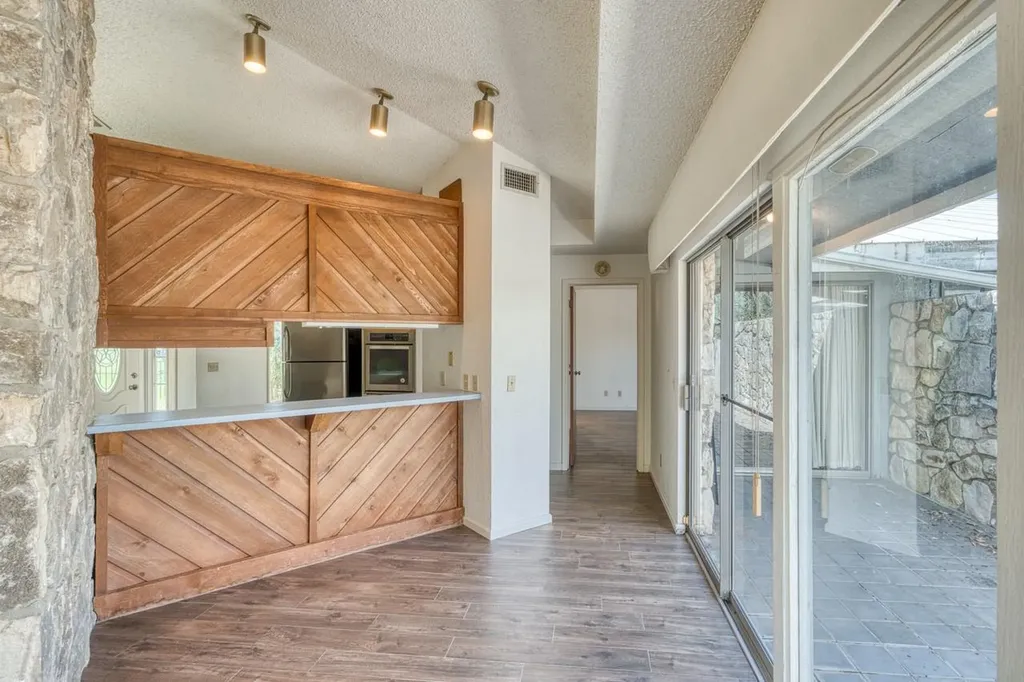 1504 Horseshoe Bay Proper Horseshoe Bay TX 78657