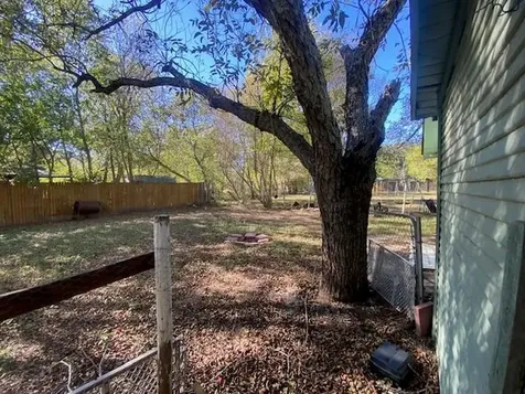 523 S Rio Grande Street Lockhart TX 78644