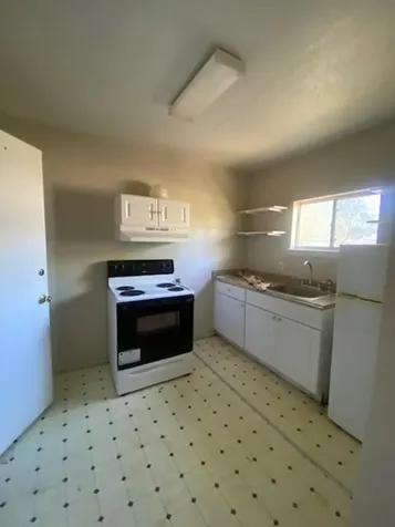 523 S Rio Grande Street Lockhart TX 78644