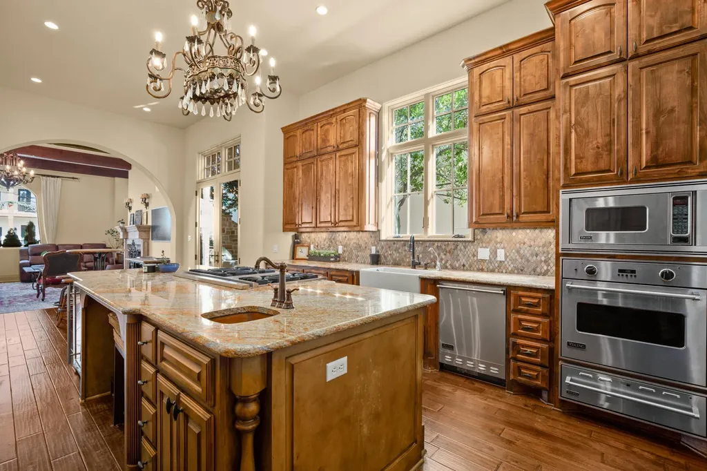 13240 Villa Montana Way Austin TX 78732