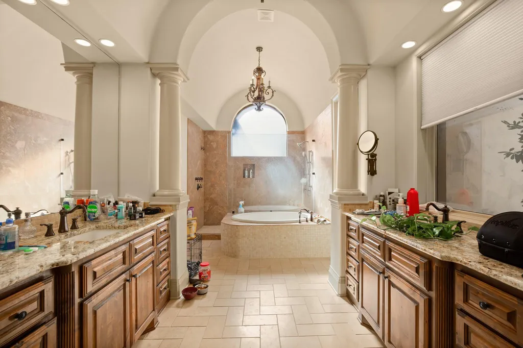 13240 Villa Montana Way Austin TX 78732