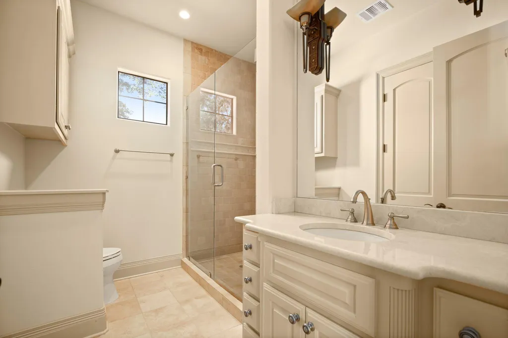 13240 Villa Montana Way Austin TX 78732