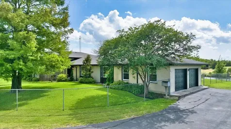 2522 S Robinson Drive Robinson TX 76706